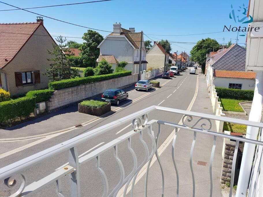 La Ch'Tite Cahute Ambleteuse Exterior foto